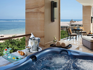 Джакузи в отеле на Бали