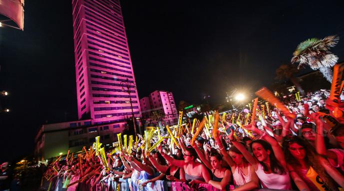 Розовая ночь в Италии